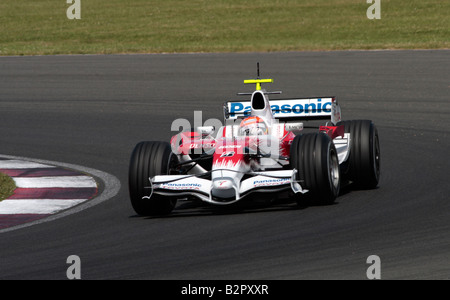 Timo Glock im Toyota TF108 F1 Auto auf Loughfield Silverstone Rennstrecke Reifen Test Juni 2008 Stockfoto