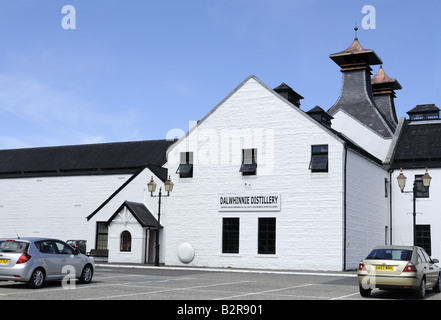 Dalwhinnie Distillery ist am höchsten in den UK Badenoch und Strathspey Inverness-Shire, Scotland Stockfoto