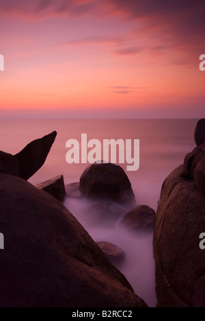 Sonnenuntergang am Agonda Beach, Süd-Goa, Indien Subkontinent, Asien Stockfoto
