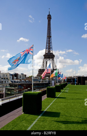 Frankreich Paris Eiffelturm vom Quai branly Museum Stockfoto