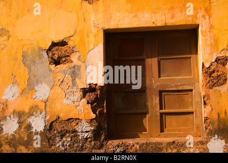 Detail der Mauer, Sao Tome, portugiesische Viertel, Panaji (Panjim), Goa, Indien, Subkontinent, Asien Stockfoto