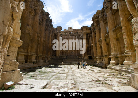 Tempel des Bacchus in den römischen Ruinen von Baalbek im Libanon Stockfoto