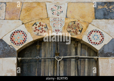 WindowFrame Detail am Köder Farhi ein altes Haus in der Altstadt von Damaskus-Syrien Stockfoto