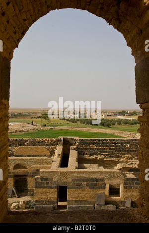 Römische Ruinen von Qasr Ibn Wardan in Syrien Stockfoto