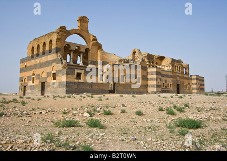 Römische Ruinen von Qasr Ibn Wardan in Syrien Stockfoto