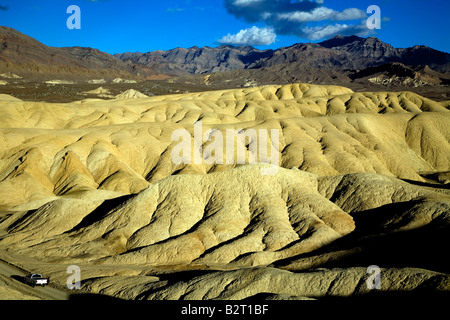 20 Mule Team Canyon Drive in den Mudhills Death Valley, Kalifornien, USA Stockfoto