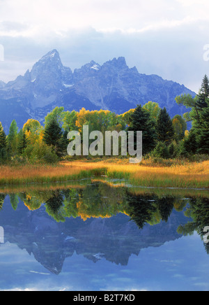 Teiche bei Oxbow Bend am Snake River unterhalb Tetons in der Nähe von Jackson Hole, Wyoming bei Sonnenuntergang Stockfoto