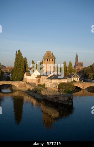 Die überdachten Brücken Les Ponts Couverts, über dem Fluss Ill, Straßburg, Elsass, Frankreich Stockfoto