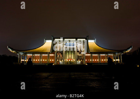 Nationalen Dr. Sun Yat-Sen Memorial Hall in der Nacht Taipei Taiwan Republic Of China Stockfoto