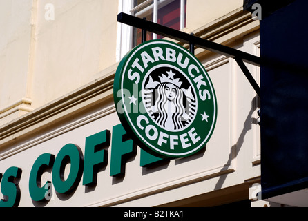 Starbucks Coffee Zeichen Stratford-upon-Avon Warwickshire England UK Stockfoto