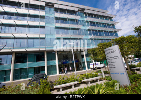 Bürogebäude in Uxbridge Road W5 Ealing London Vereinigtes Königreich Stockfoto