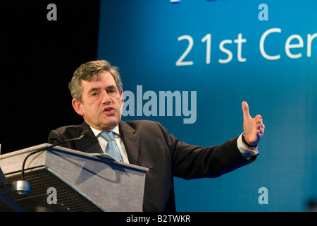 Premierminister Gordon Brown Adressierung Delegierten auf einer Konferenz der Senior Beamte über Fortschritt im 21. Jahrhundert Stockfoto