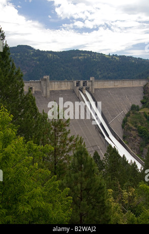 Dworshak Damm ist ein Staudamm befindet sich auf der North Fork des Clearwater River in der Nähe von Orofino Idaho Stockfoto