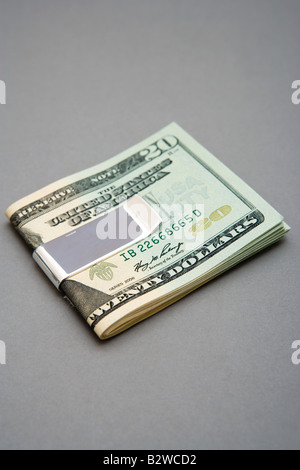 Zwanzig Dollar-Scheine in Geld-clip Stockfoto