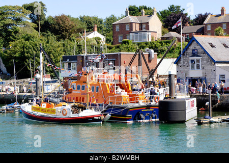 Weymouth RNLI Lifeboat Woche hier das alte und das neue Stockfoto