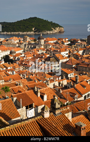 Die Dächer und Dom Dubrovnik Kroatien Stockfoto