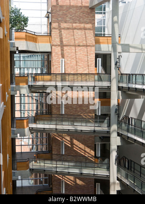 Glas-Atrium, Paul G. Allen Center for Computer Science & Engineering, University of Washington Stockfoto