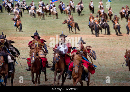 Dschingis Khans 800. Jubiläum Festival of Eurasia A re Inszenierung der Einigung der mongolischen Stämme Stockfoto