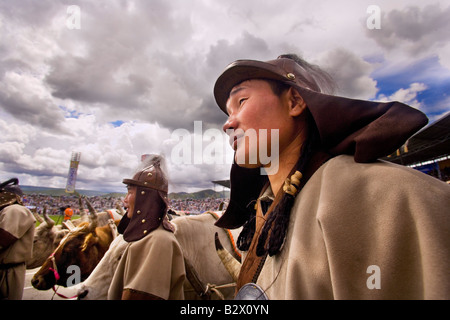 Start des Naadam-Fest zum 800. Jubiläum des mongolischen Staates im National Stadium A Dschingis Khan Stockfoto