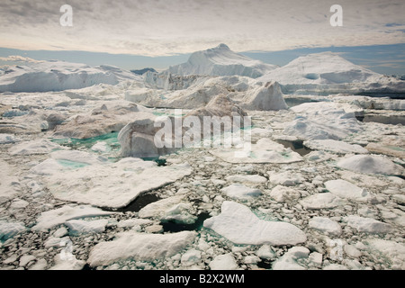 Eisberge aus dem Jacobshavn Gletscher oder Sermeq Kujalleq Kanalisation 7 % des grönländischen Eisschildes Stockfoto