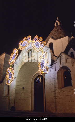 Chiesa ein Trullo, Alberobello, Provinz Bari, Apulien, Italien Stockfoto