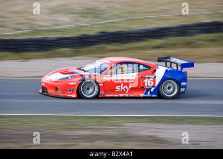 Ferrari 430 GT3 Luke Hines Jeremy Metcalfe Team CR Scuderia bei Avon Reifen britische GT Meisterschaft 2008 Knockhill Fife Schottland Stockfoto