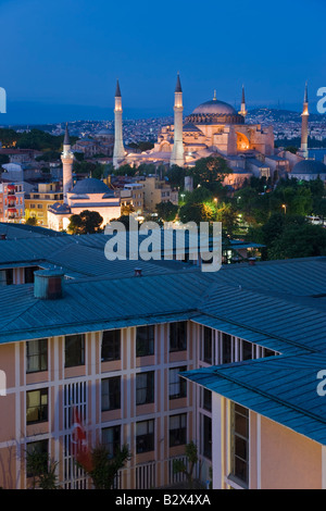 Erhöhten Blick auf Aya Sofya, Sancta Sophia in Sultanahmet, die ein UNESCO Weltkulturerbe in Istanbul, Türkei Stockfoto