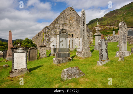 Die zerstörten hebt Duich Kirche und Friedhof. Glenshiel, Shiel Bridge Ross-Shire, Schottland, Vereinigtes Königreich, Europa. Stockfoto