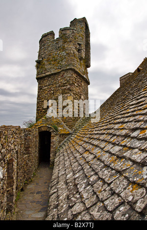 Stein-Dach und Turm im Spie mittelalterliche Burg, Normandie, Frankreich Stockfoto
