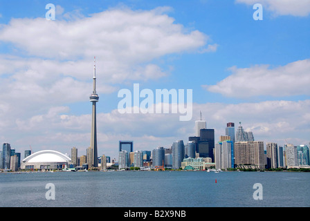 Toronto Skyline der Stadt an einem hellen Sommertag Stockfoto