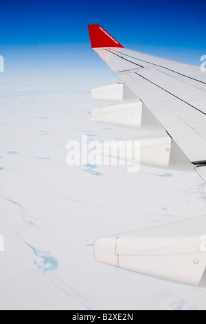 Wasser der Seen auf der grönländische Eisschild in Westgrönland aus der Luft zu schmelzen Stockfoto