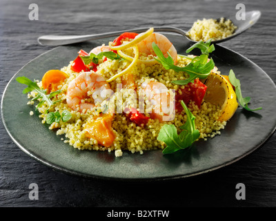 Meeresfrüchte mit Zitrone und Koriander Couscous Stockfoto