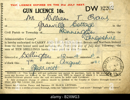 1941-UK einjährige britische Lizenz Waffenschein ausgestellt unter dem Firearms Act 1937 für nur zur redaktionellen Nutzung Stockfoto