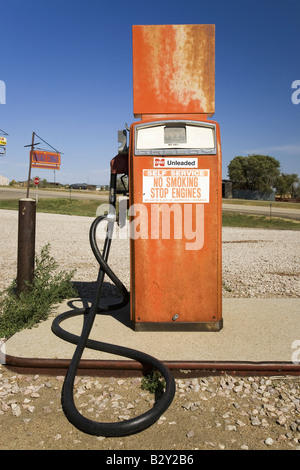 Alten Zapfsäule auf dem Lincoln Highway, US 30, Nebraska Byway, NE Stockfoto