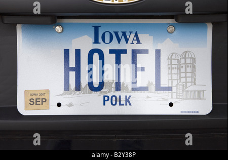 Kfz-Kennzeichen von Iowa 'Hotel' lesen Stockfoto