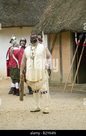 Native American Reenactor an James Fort, Siedlung Jamestown, Virginia, 4. Mai 2007 Stockfoto