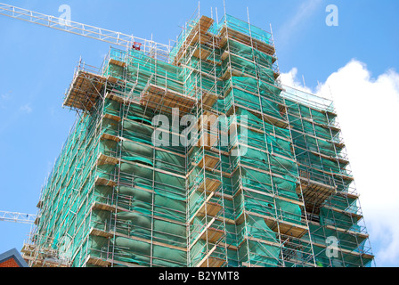 Gerüst auf große Gebäude, Neptun Quay, Ipswich, Suffolk, England, Vereinigtes Königreich Stockfoto