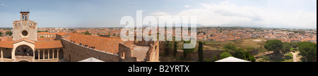 Palais des Rois de Majorque, Palast der Könige von Mallorca. Blick über die Stadt. Perpignan, Roussillon, Frankreich. Stockfoto