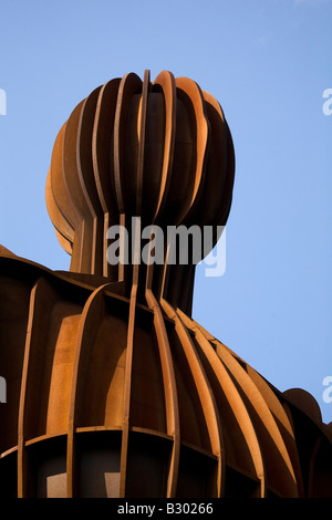 Ein Detail aus der Engel des Nordens. Die Skulptur ist von Anthony Gormley und befindet sich in Gateshead. Stockfoto