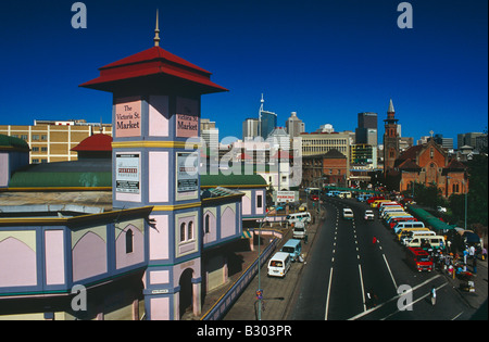 Stadtbild mit Einkaufszentrum und Wolkenkratzer Skyline, Durban in Südafrika, Afrika Stockfoto