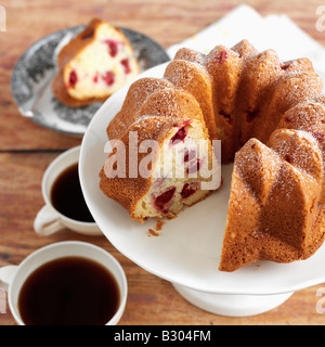 Bundt Kuchen und Kaffee Stockfoto