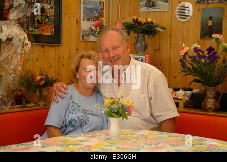 alte deutsche Ehepaar im Ruhestand Stockfoto