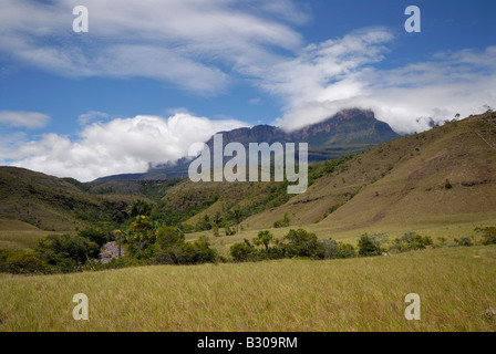 TEPUY in der Nähe von Kavac, Canaima-Nationalpark, Venezuela, Südamerika Stockfoto