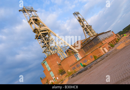 Clipstone Zeche in den Prozess der am Clipstone Nottinghamshire England UK EU abgerissen werden Stockfoto