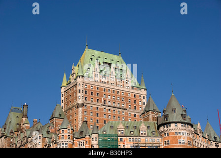 Fairmont Le Chateau Frontenac Hotel Canada gotische Architektur Gebäude grün Metall Dach Touristenattraktion Stockfoto