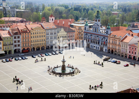 Ceske Budejovice, Tschechische Republik, der Hauptplatz mit dem Rathaus und Samson-Brunnen Stockfoto