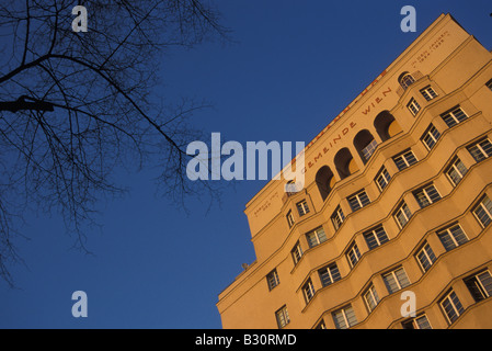 Gemeinschaft subventioniert Mietskasernen Reumannhof Stockfoto