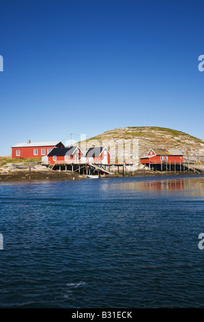 Idyllische Gruppe von Häusern. Sørgjæslingan in Vikna, Norwegen. Stockfoto