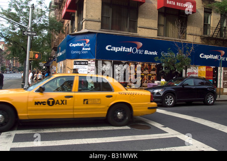 Kommt bald einen Zweig der Capital One Bank im Stadtteil Greenwich Village in New York Stockfoto