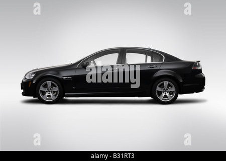 2008 Pontiac G8 GT in schwarz - Treiber Seitenprofil Stockfoto